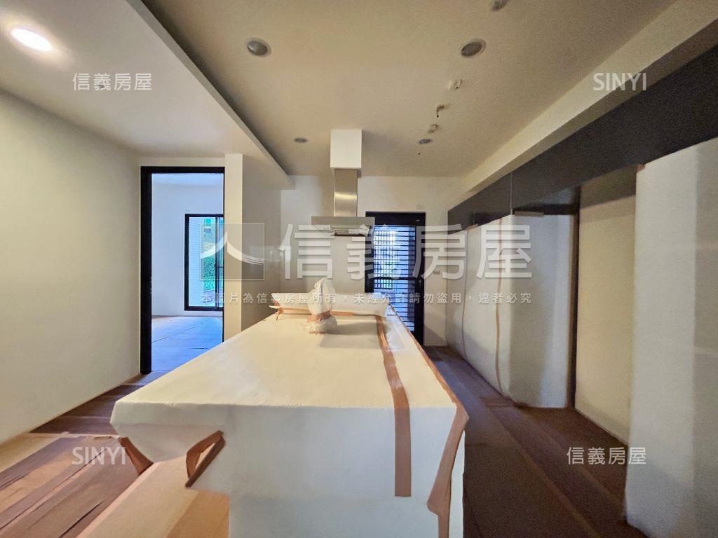登陽柏悅露台戶全新未住房屋室內格局與周邊環境