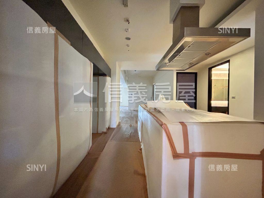 登陽柏悅露台戶全新未住房屋室內格局與周邊環境