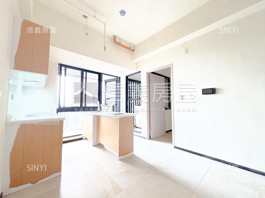 鉑愛悅高樓２房有車位房屋室內格局與周邊環境