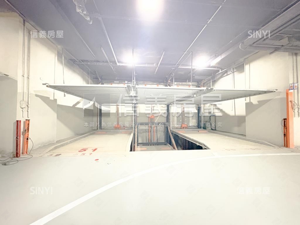 鉑愛悅高樓２房有車位房屋室內格局與周邊環境