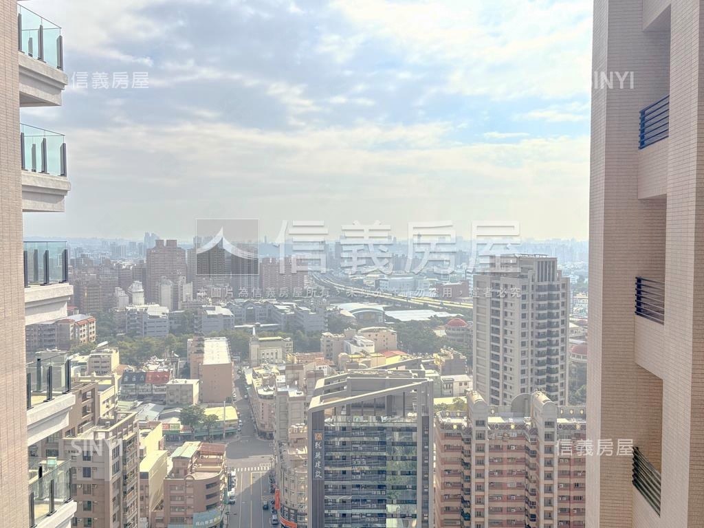 鉑愛悅高樓２房有車位房屋室內格局與周邊環境