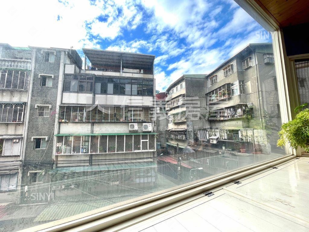 近公園大空間溫馨美寓房屋室內格局與周邊環境