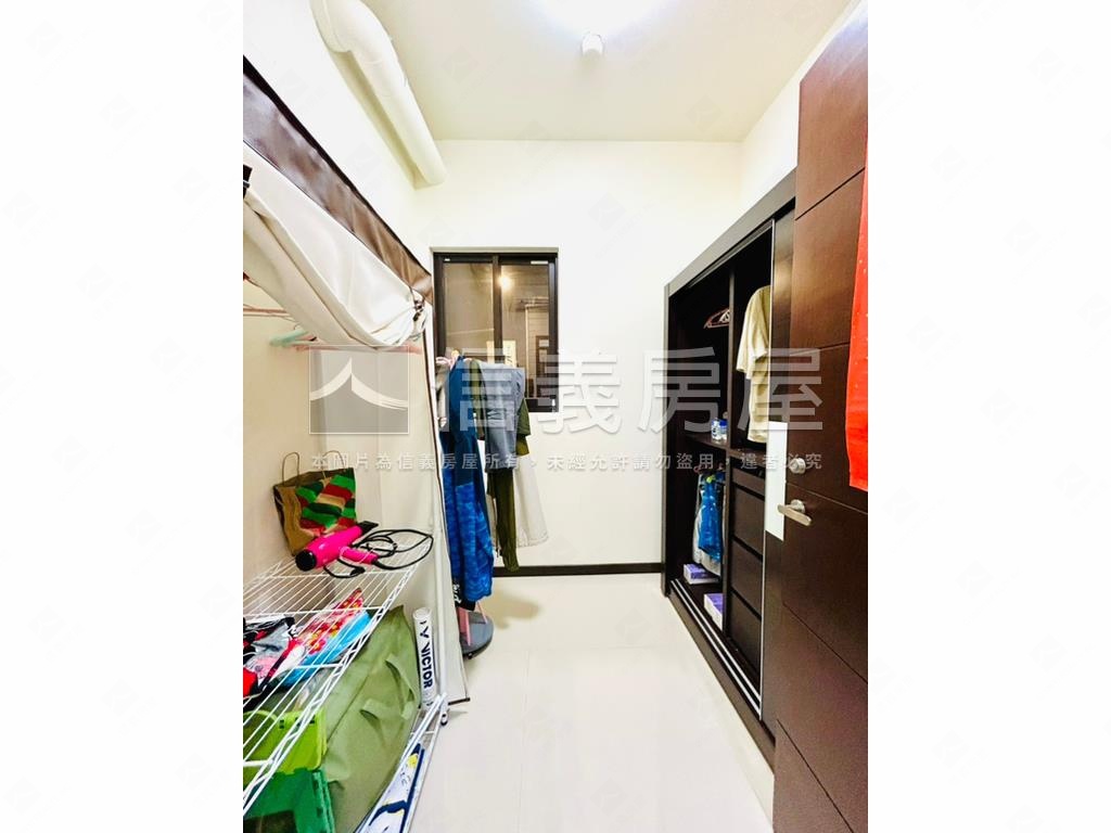 專任華固新代田稀有３房房屋室內格局與周邊環境