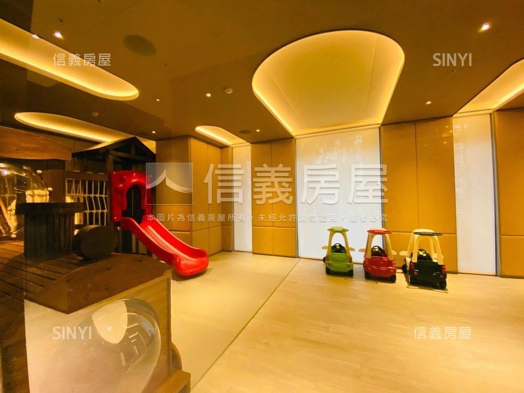 華固新代田稀有邊間３房房屋室內格局與周邊環境