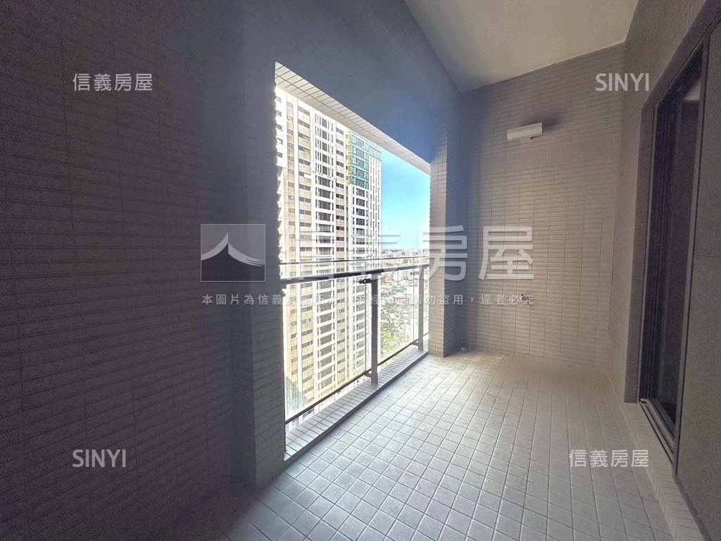 由鉅大謙※現代美術宅房屋室內格局與周邊環境