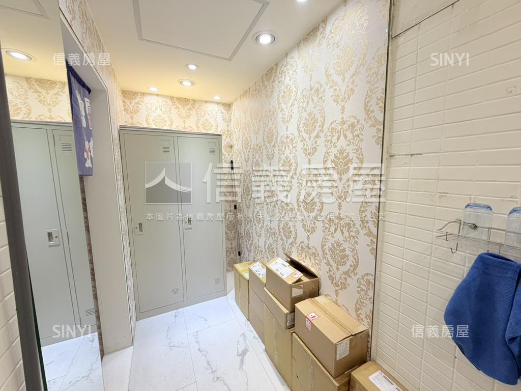 正河南路收租燙金店面－１房屋室內格局與周邊環境
