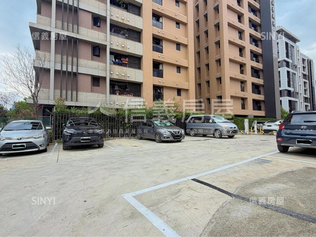 【稀有】奇岩重劃區住三地房屋室內格局與周邊環境