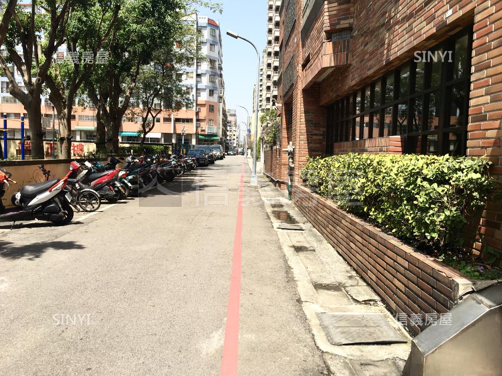 西屯中科屋況好三房附車位房屋室內格局與周邊環境