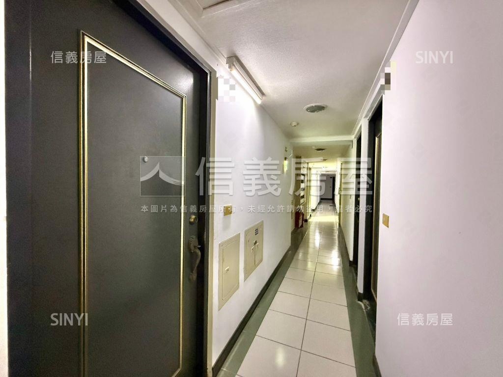近文心櫻花站大套房房屋室內格局與周邊環境