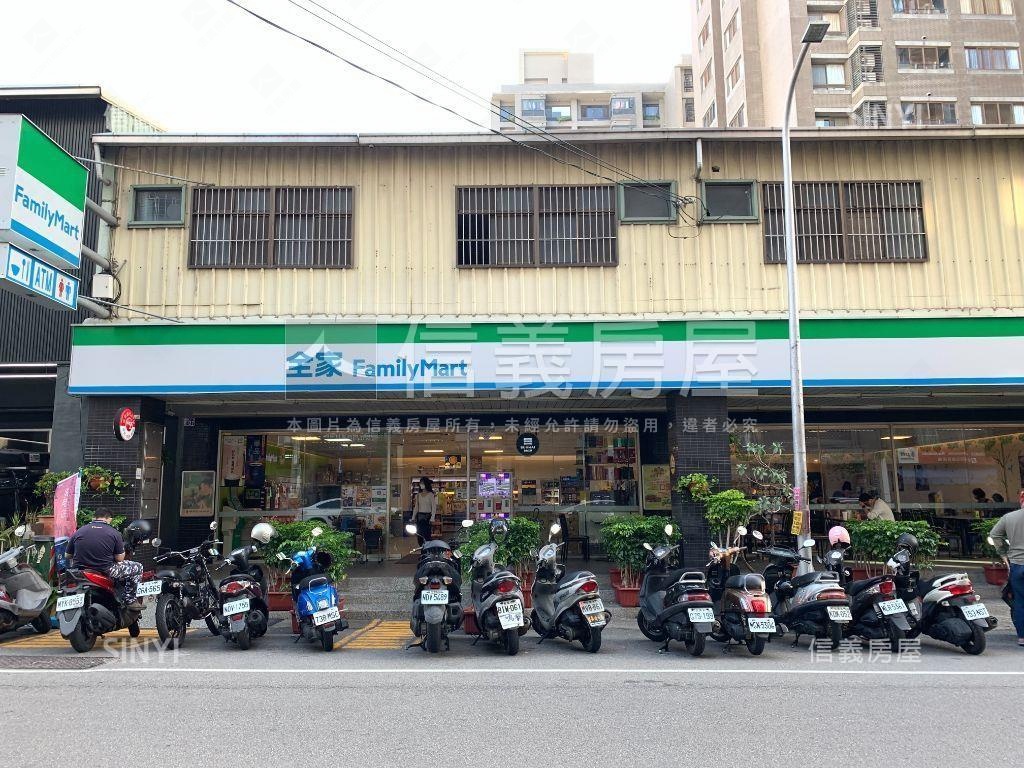 近文心櫻花站大套房房屋室內格局與周邊環境