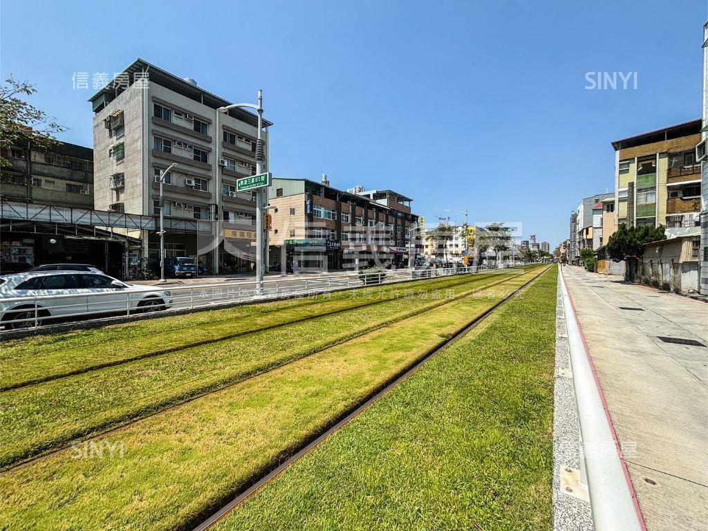近輕軌正路透天房屋室內格局與周邊環境