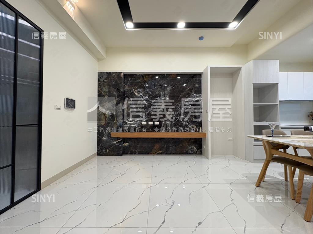 善化東家苑電梯雙車墅Ａ２房屋室內格局與周邊環境