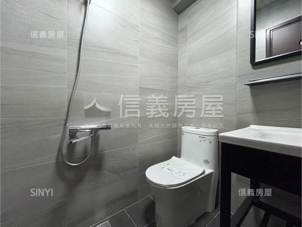 善化東家苑電梯雙車墅Ａ２房屋室內格局與周邊環境