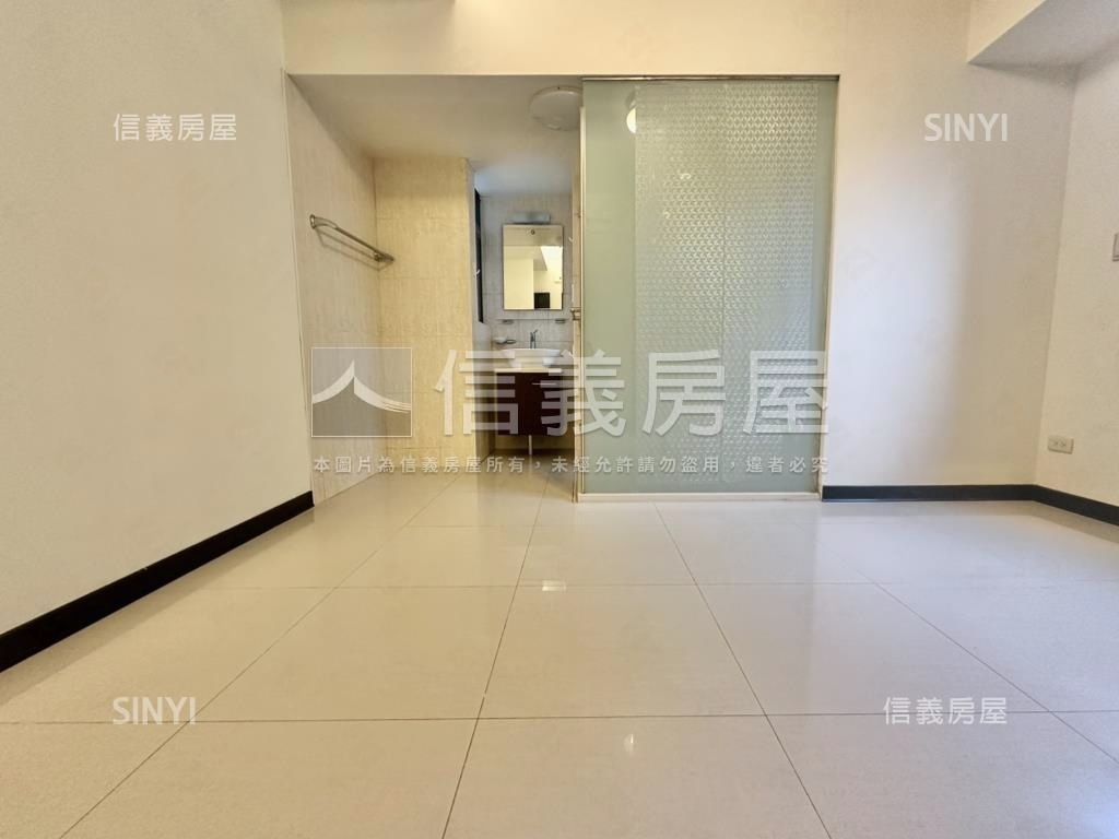 七張晶華館☆稀有Ａ棟美宅房屋室內格局與周邊環境