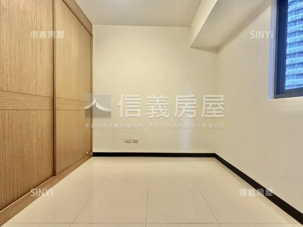 七張晶華館☆稀有Ａ棟美宅房屋室內格局與周邊環境