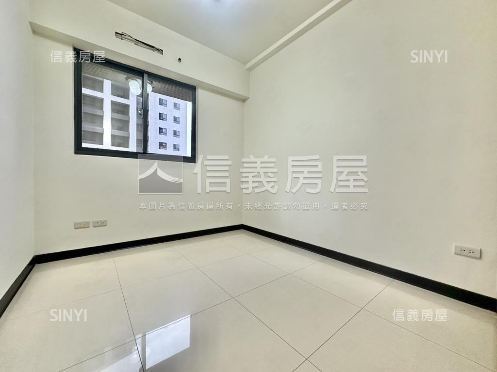 七張晶華館☆稀有Ａ棟美宅房屋室內格局與周邊環境