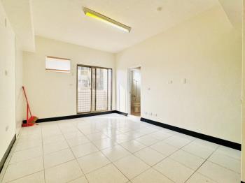 走路上學，套房附平車