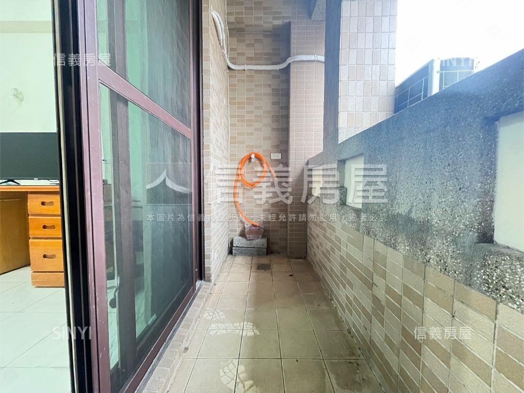 稀有！近後站正臨路店面讚房屋室內格局與周邊環境