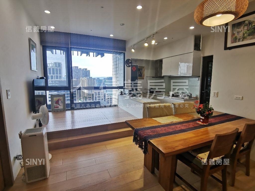 高樓裝潢美景附平移車位房屋室內格局與周邊環境