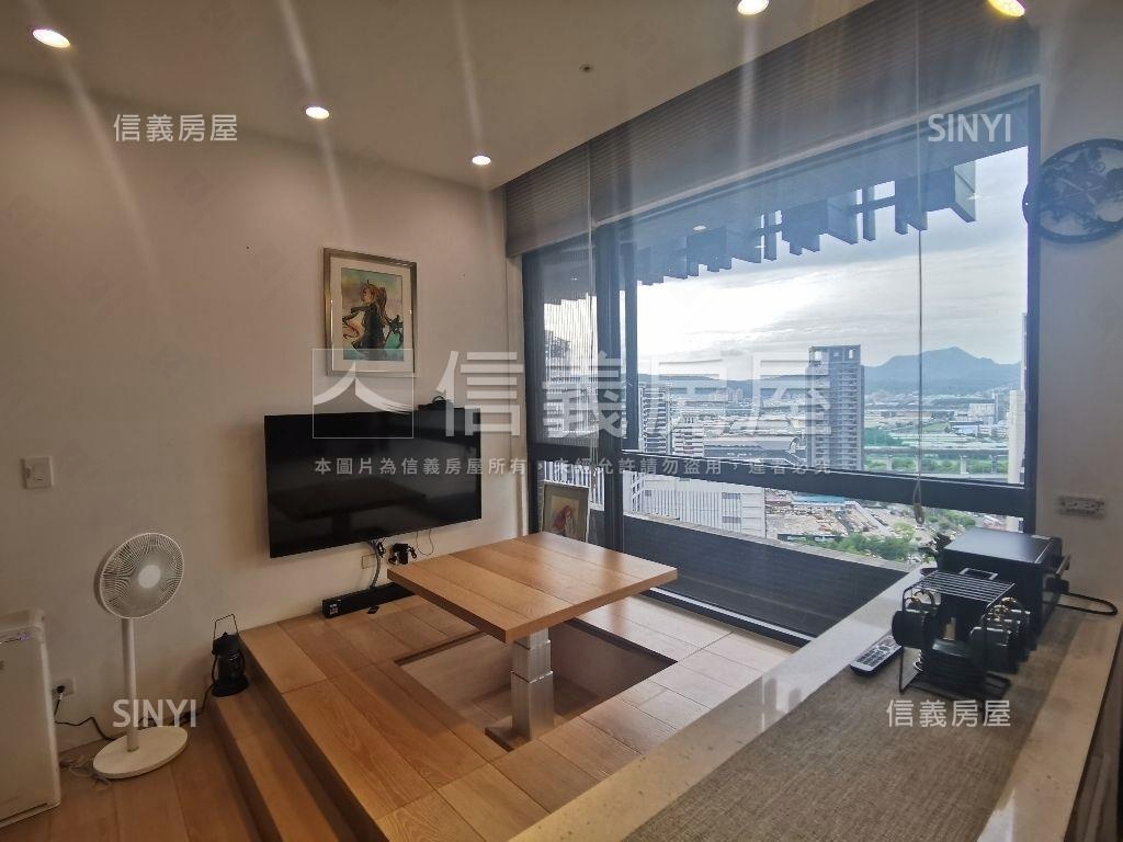 高樓裝潢美景附平移車位房屋室內格局與周邊環境