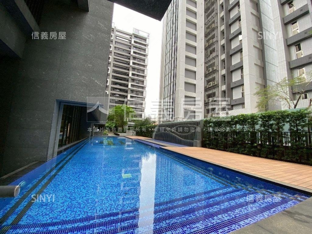 高樓裝潢美景附平移車位房屋室內格局與周邊環境