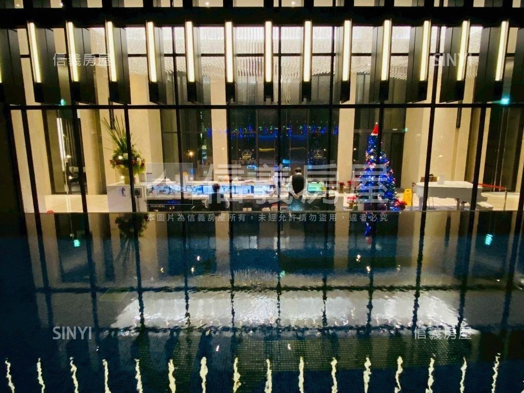 高樓裝潢美景附平移車位房屋室內格局與周邊環境