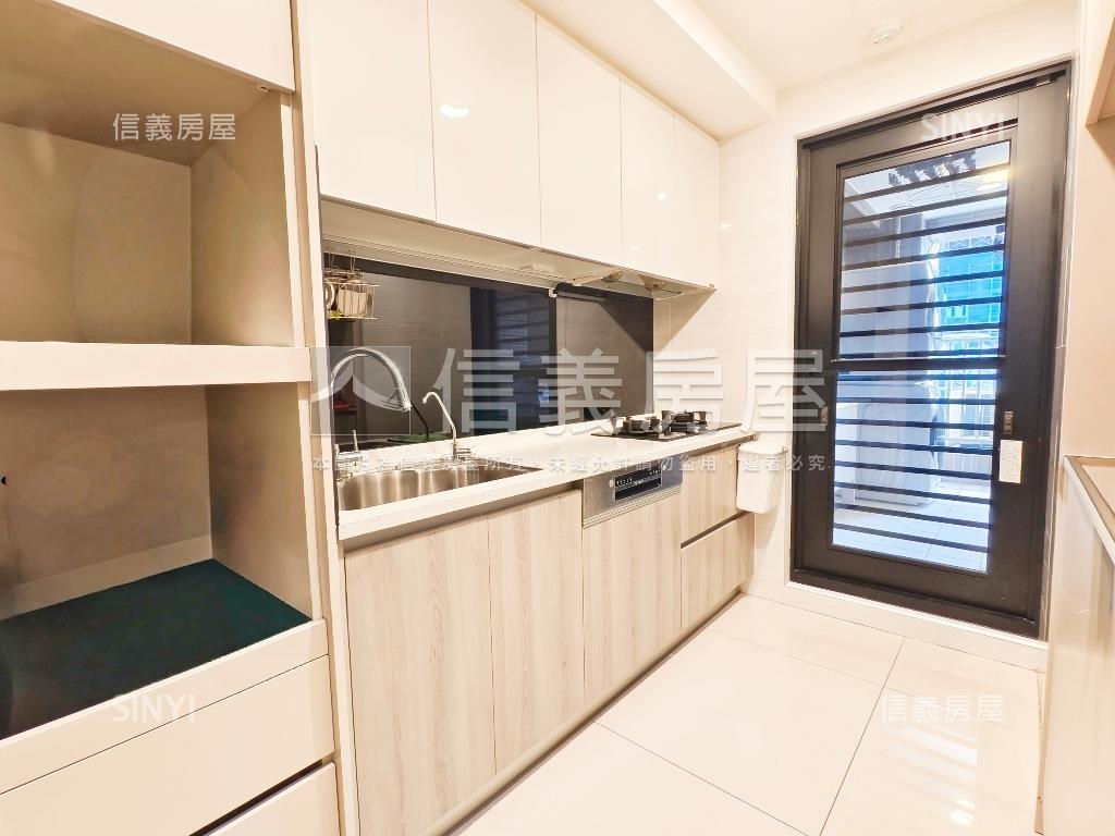 中路－悅峰華景觀邊間美屋房屋室內格局與周邊環境