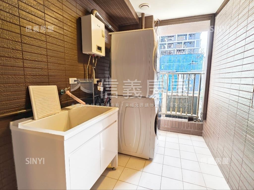 中路－悅峰華景觀邊間美屋房屋室內格局與周邊環境