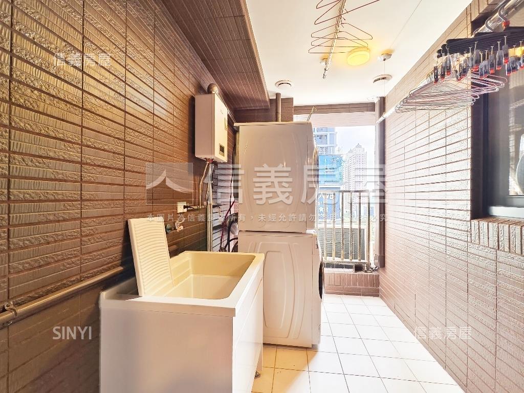 中路－悅峰華景觀邊間美屋房屋室內格局與周邊環境