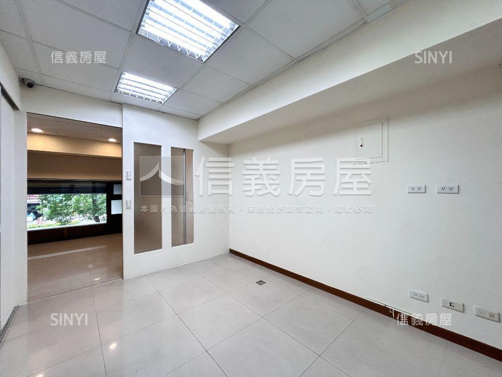 七期近林新商圈黃金樓店房屋室內格局與周邊環境
