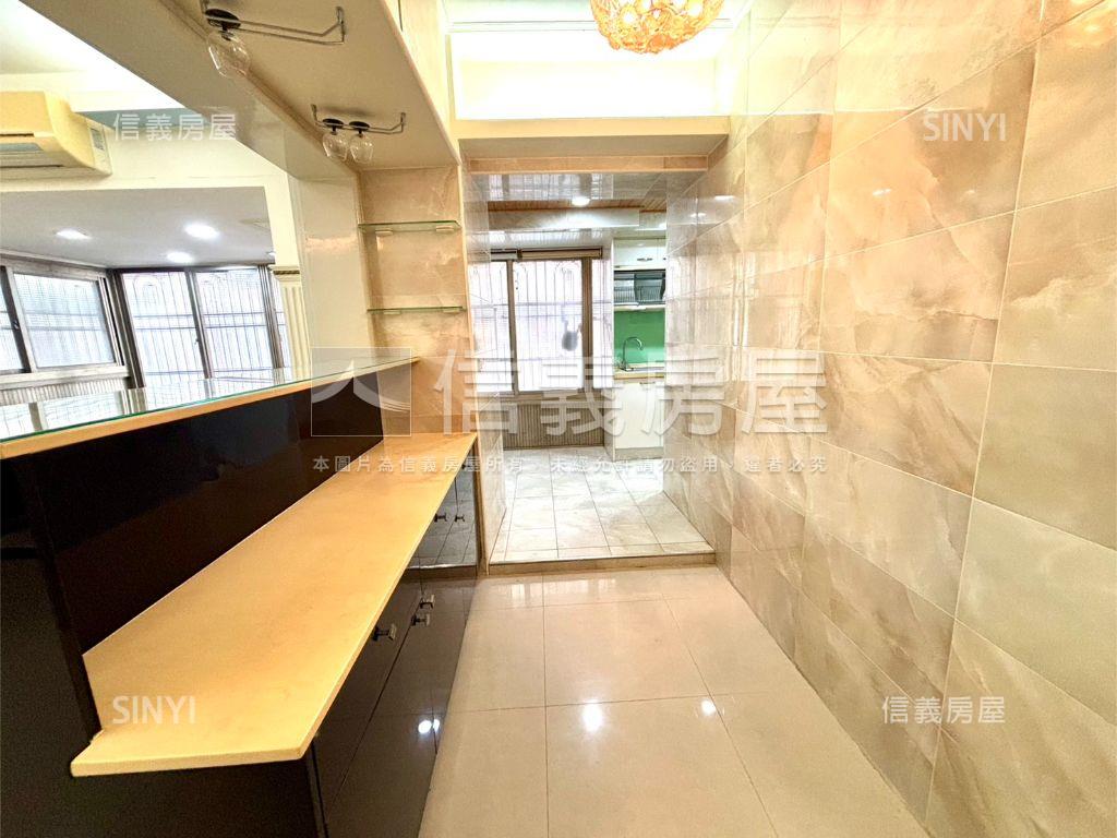 青年新城雅居溫馨三房房屋室內格局與周邊環境