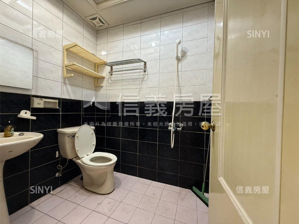 西藏路黃金三樓房屋室內格局與周邊環境
