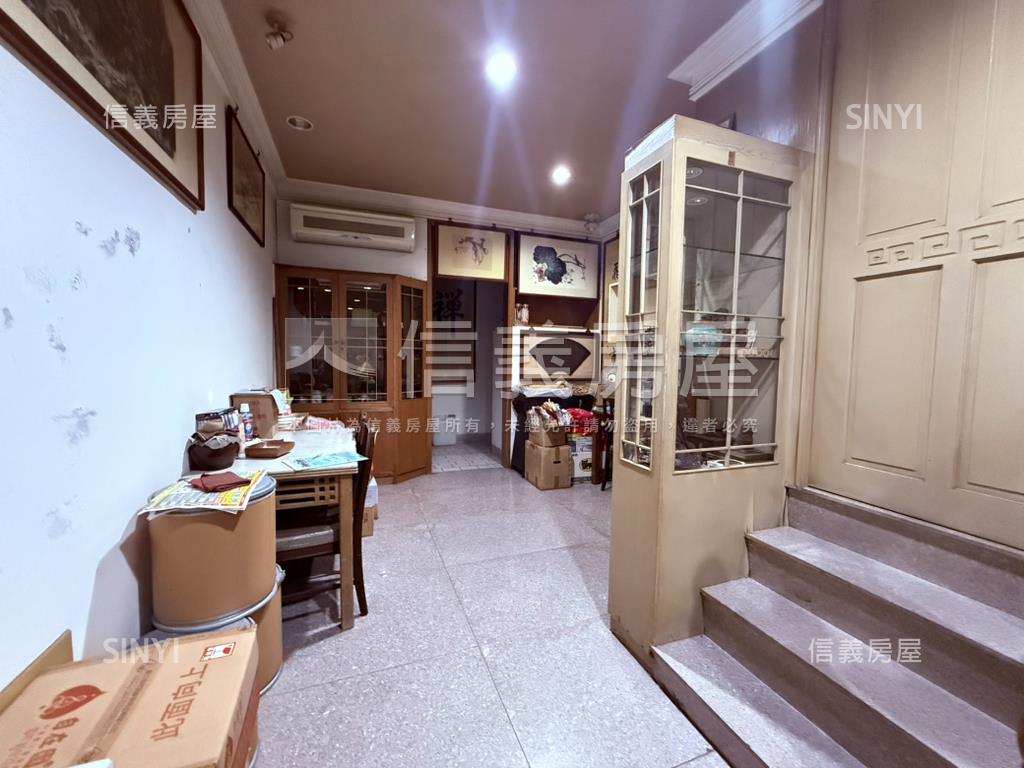 稀有釋出泉州正街騎樓透天房屋室內格局與周邊環境