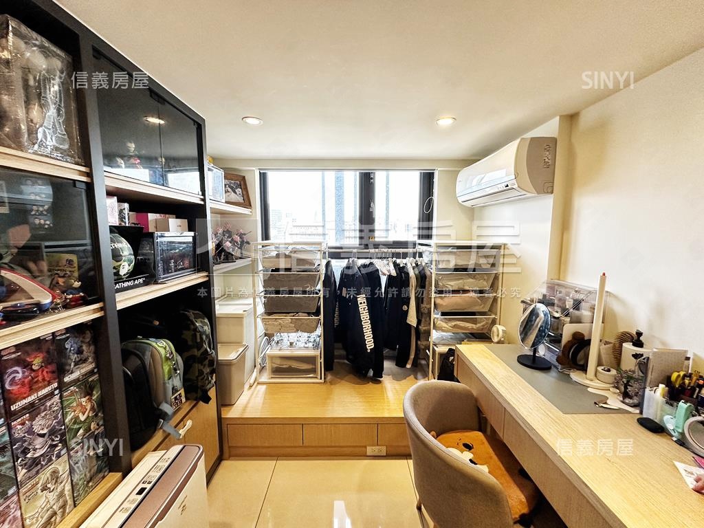 府中心鋼骨電梯兩房車位房屋室內格局與周邊環境
