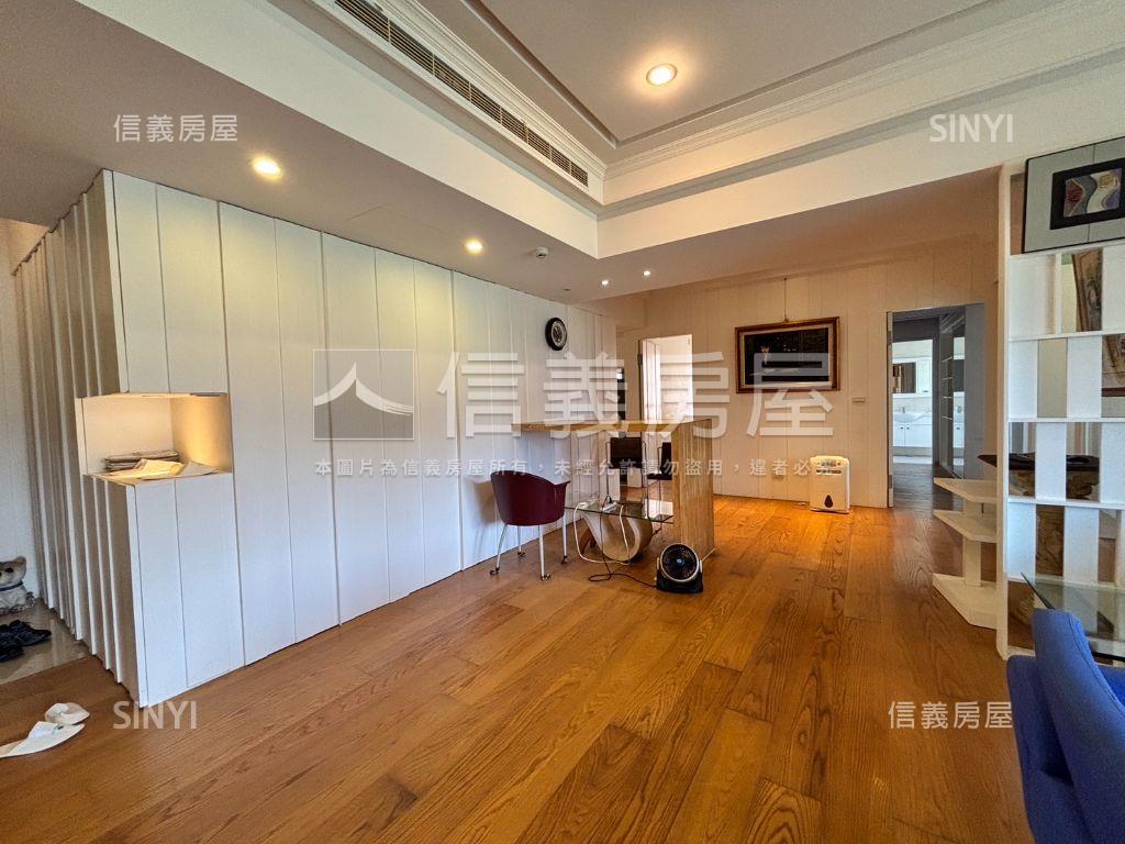 水公園面公園車庫型車位房屋室內格局與周邊環境