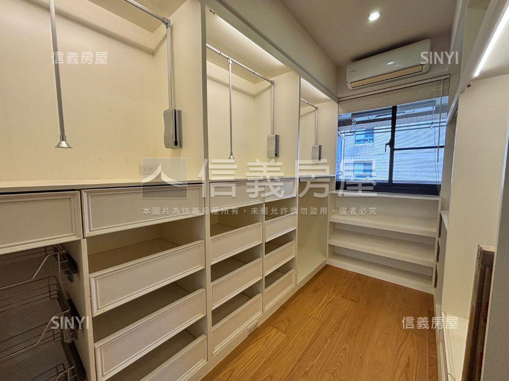 水公園面公園車庫型車位房屋室內格局與周邊環境
