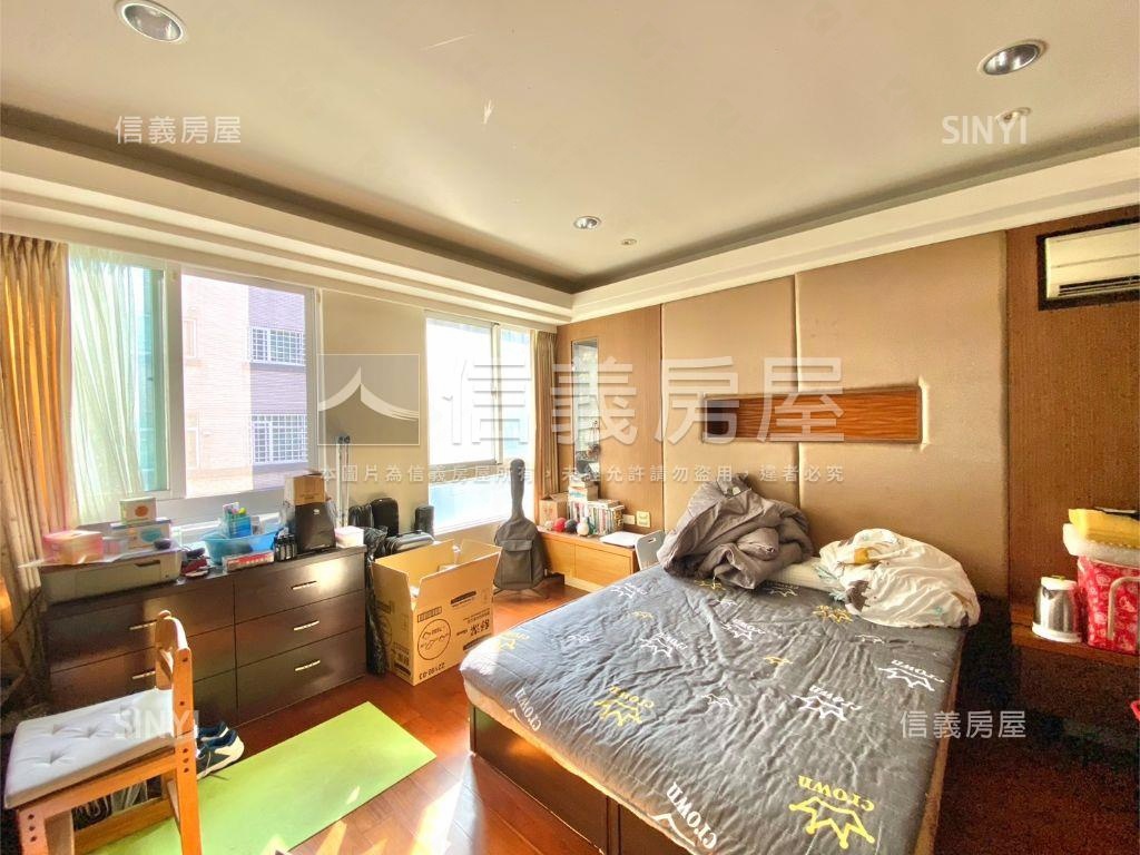 千松自在震後雙併打通別墅房屋室內格局與周邊環境