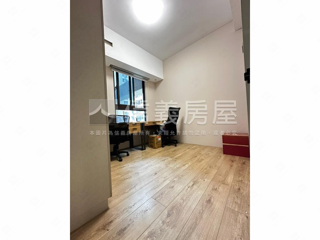興大康橋☆美裝潢兩房平車房屋室內格局與周邊環境