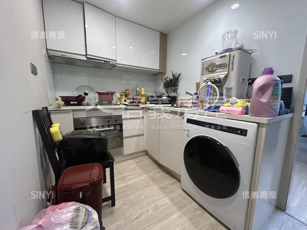 ＥＡＴ國際館精美裝潢房屋室內格局與周邊環境