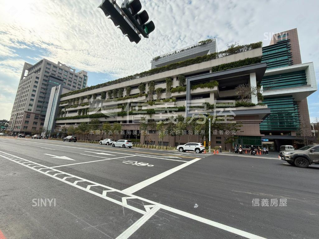 近１３期震後採光１房１廳房屋室內格局與周邊環境