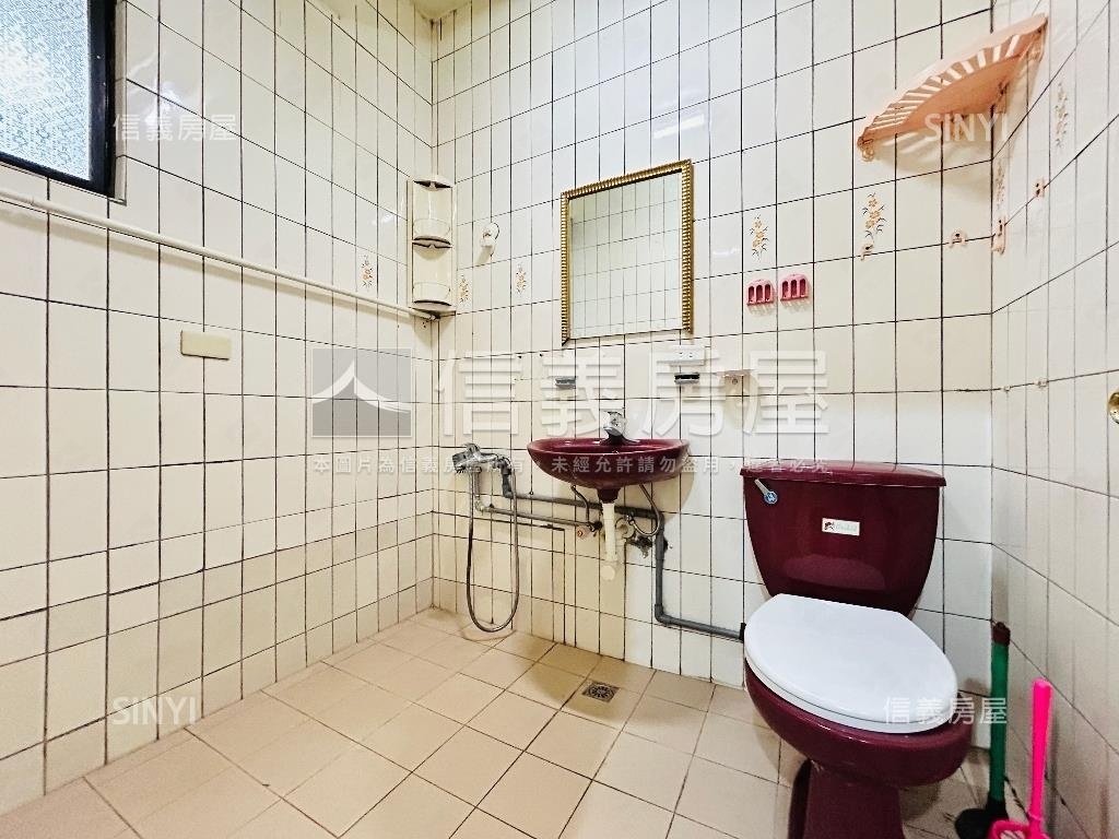 比你想像中大的五房房屋室內格局與周邊環境