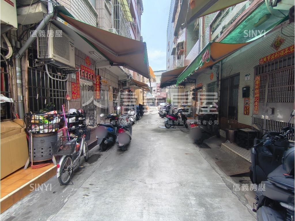 前鎮活巷邊間透天房屋室內格局與周邊環境