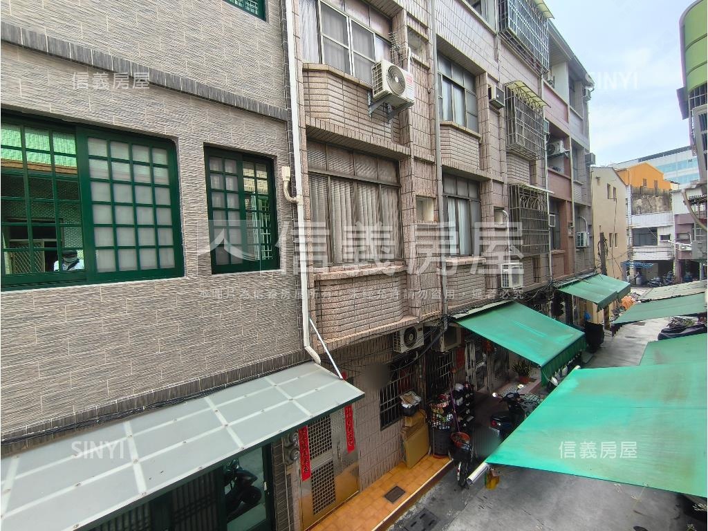 前鎮活巷邊間透天房屋室內格局與周邊環境