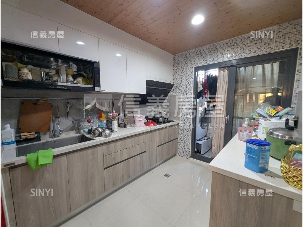 麗富金城質感溫馨華廈房屋室內格局與周邊環境