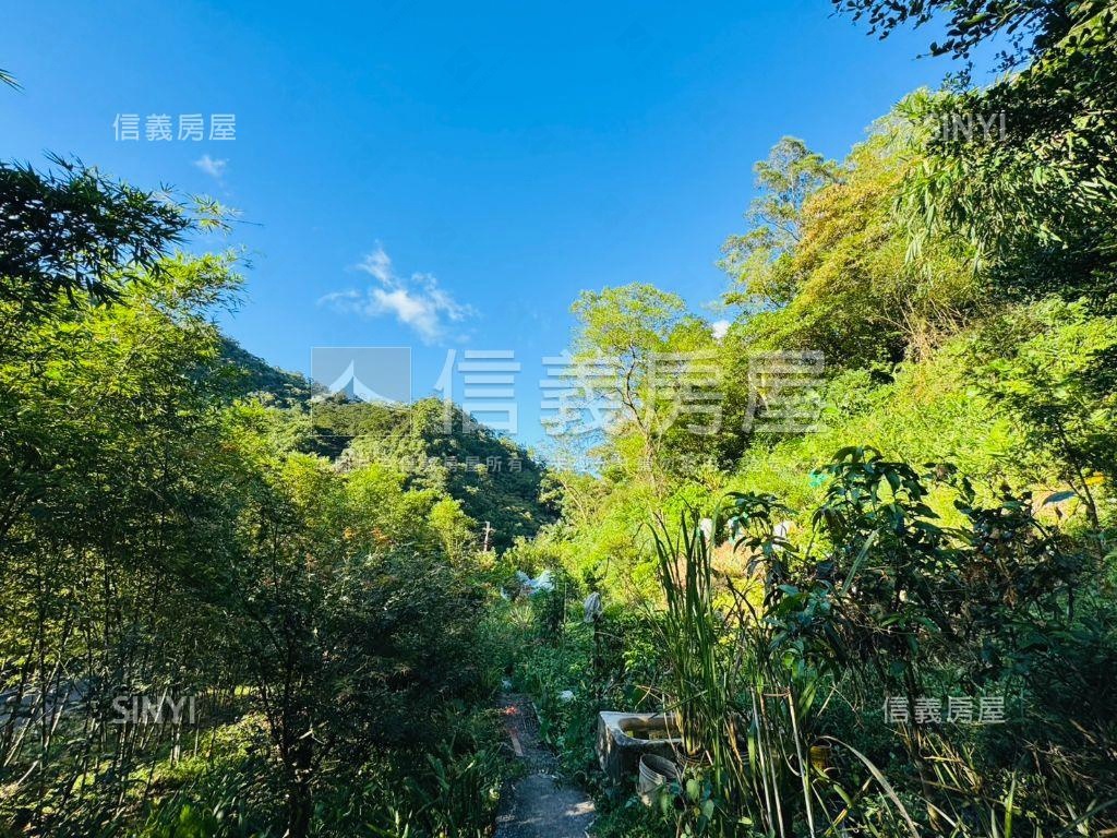 石碇百坪近道路農地房屋室內格局與周邊環境