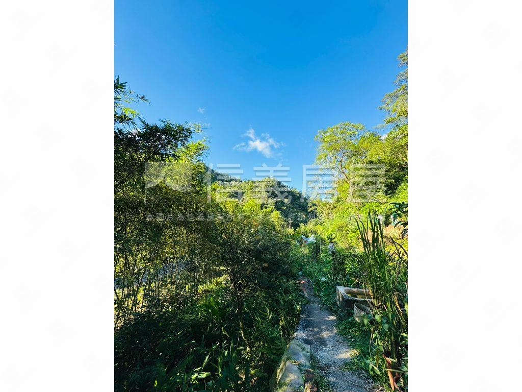 石碇百坪近道路農地房屋室內格局與周邊環境
