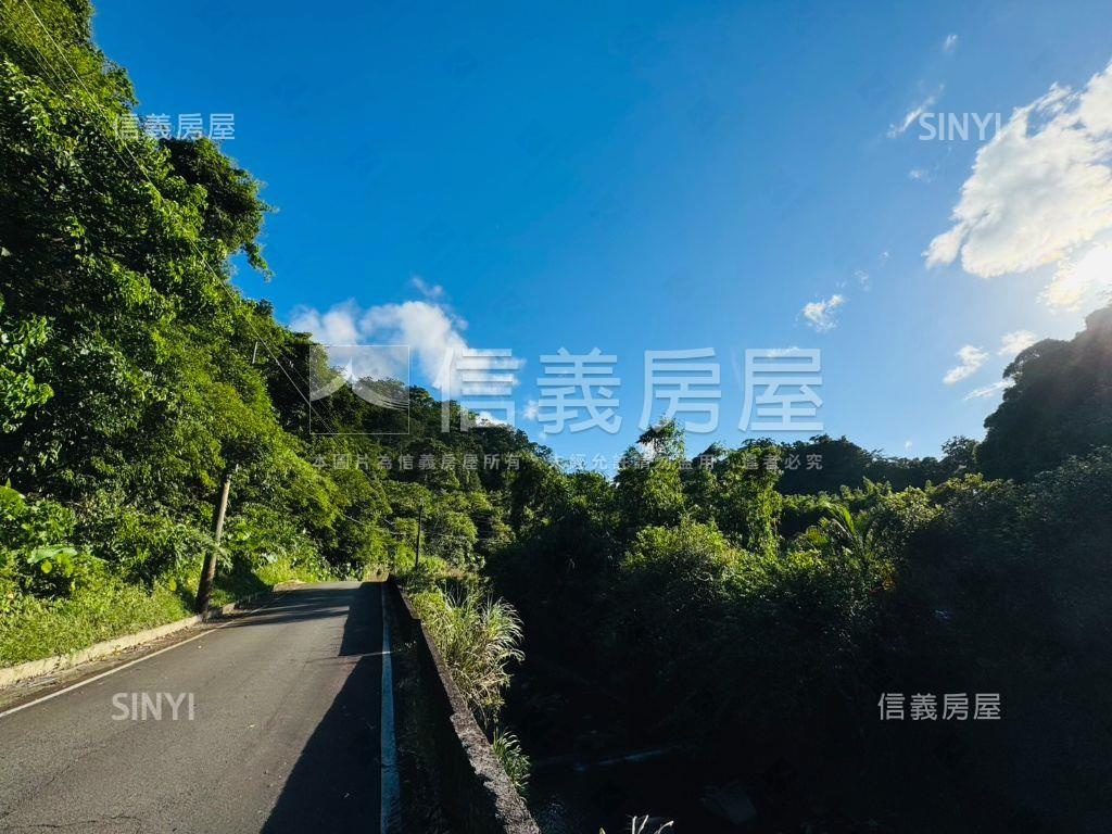 石碇百坪近道路農地房屋室內格局與周邊環境