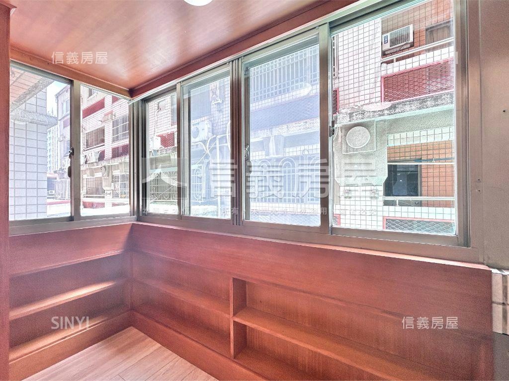 好屋況黎明河南三房雙車位房屋室內格局與周邊環境