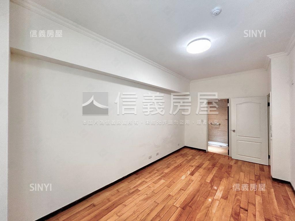 好屋況黎明河南三房雙車位房屋室內格局與周邊環境