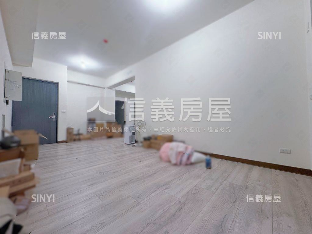 易峰峰邑三房車位房屋室內格局與周邊環境